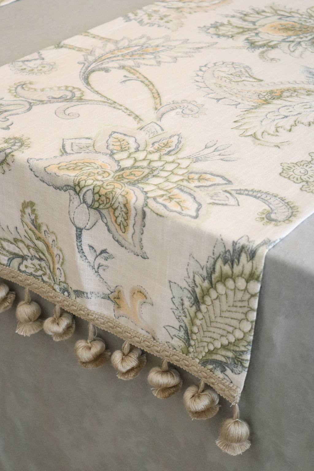 Camellia Runner