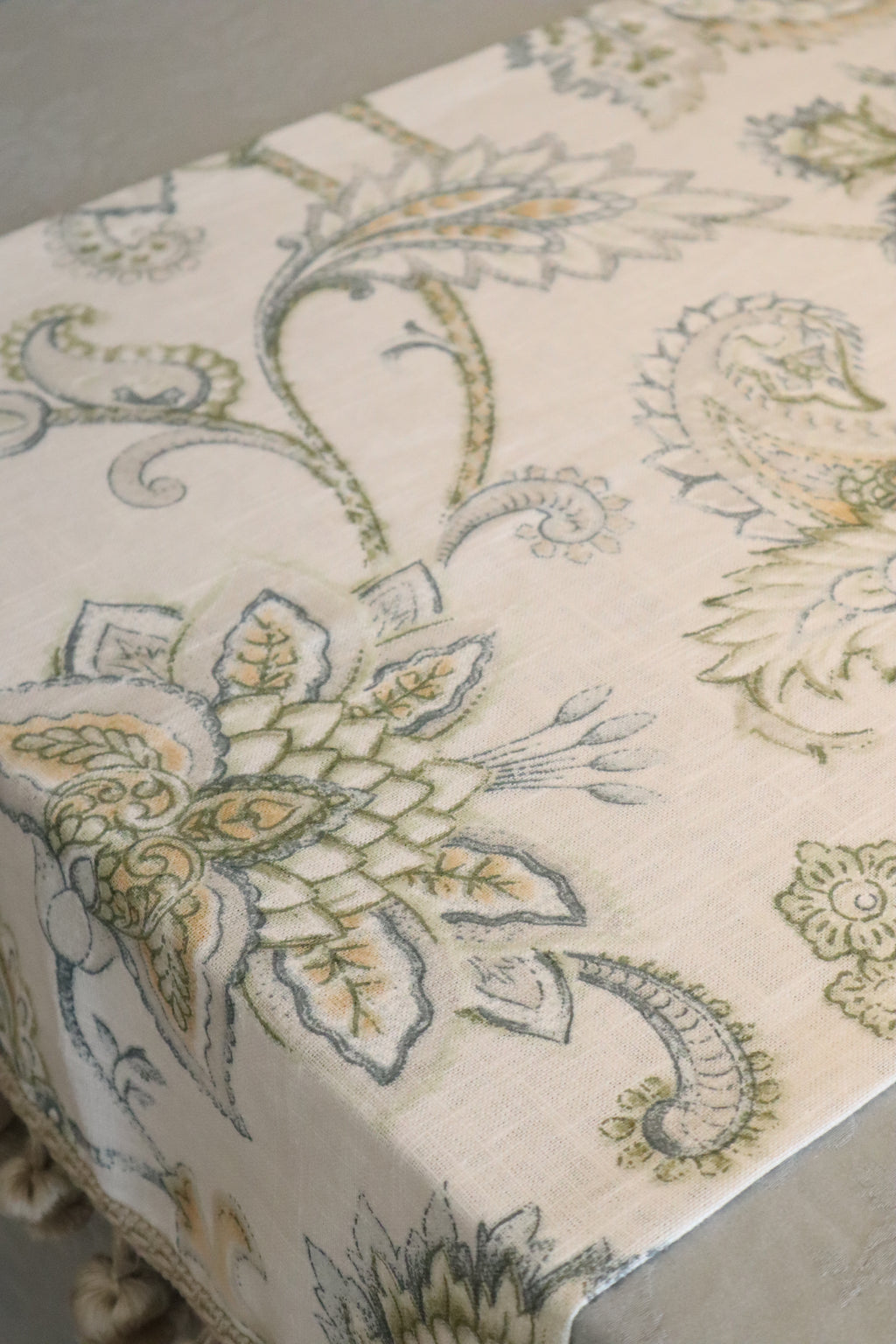 Camellia Runner